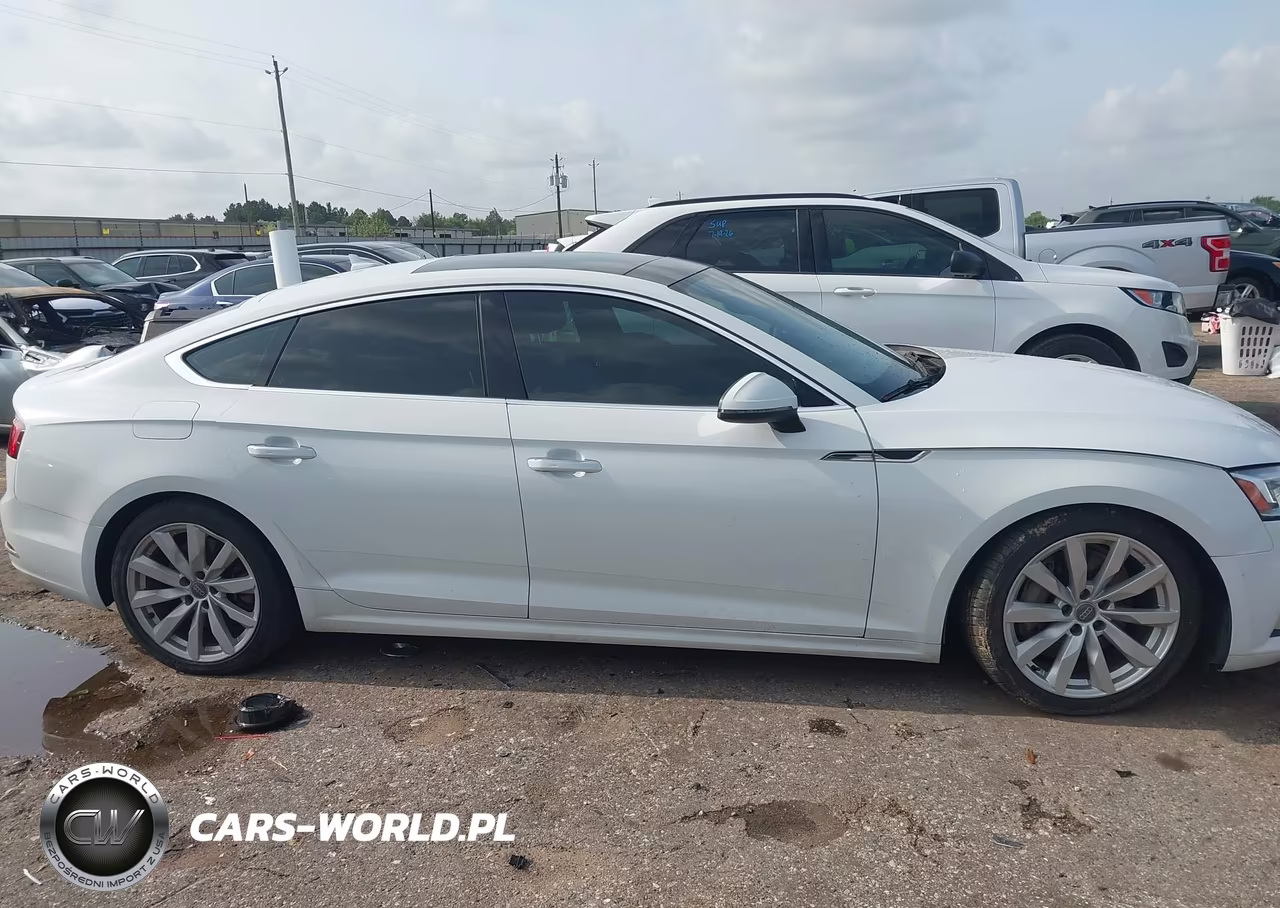 2018 Audi A5 2.0T Premium VIN:WAUBNCF57JA022827 - 12