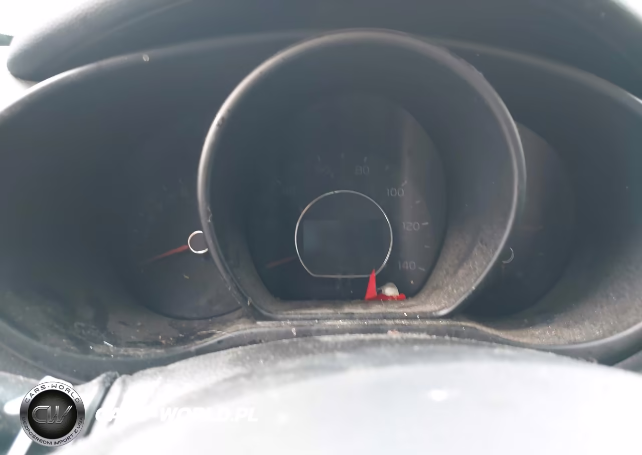 2016 Kia Soul VIN:KNDJN2A25G7342420 - 7