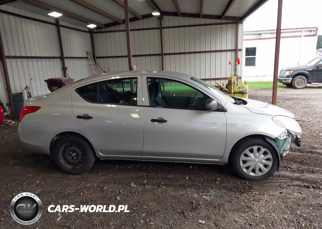 2013 Nissan Versa 1.6 S VIN:3N1CN7AP3DL845875 - 14