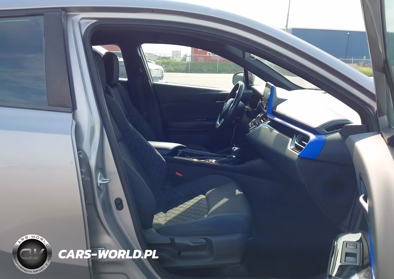 2020 Toyota C-Hr Xle VIN:NMTKHMBX6LR116208 - 5