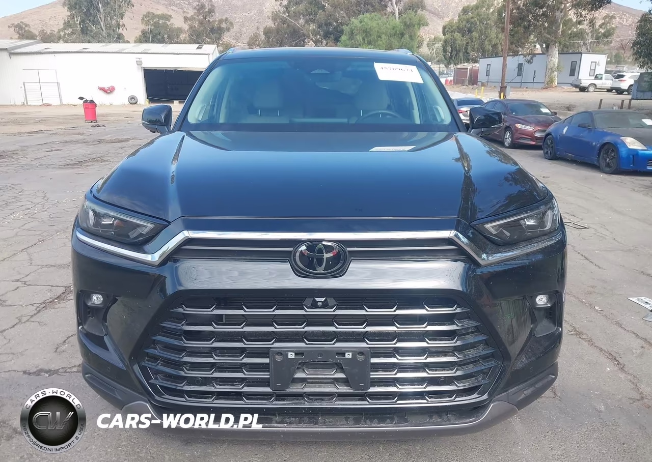 2025 Toyota Grand Highlander Limited VIN:5TDAAAA50SS028480 - 13