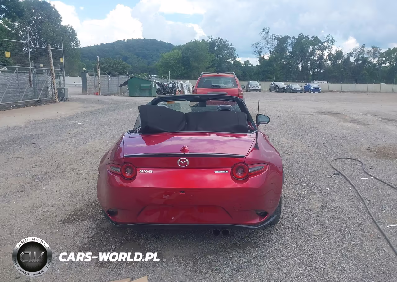 2025 Mazda Mx-5 Miata Club VIN:JM1NDAC79S0657830 - 17