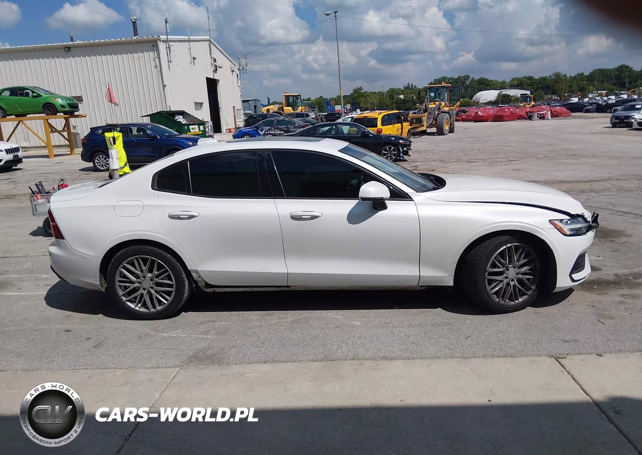 2020 Volvo S60 T5 Momentum VIN:7JR102FK9LG044181 - 13