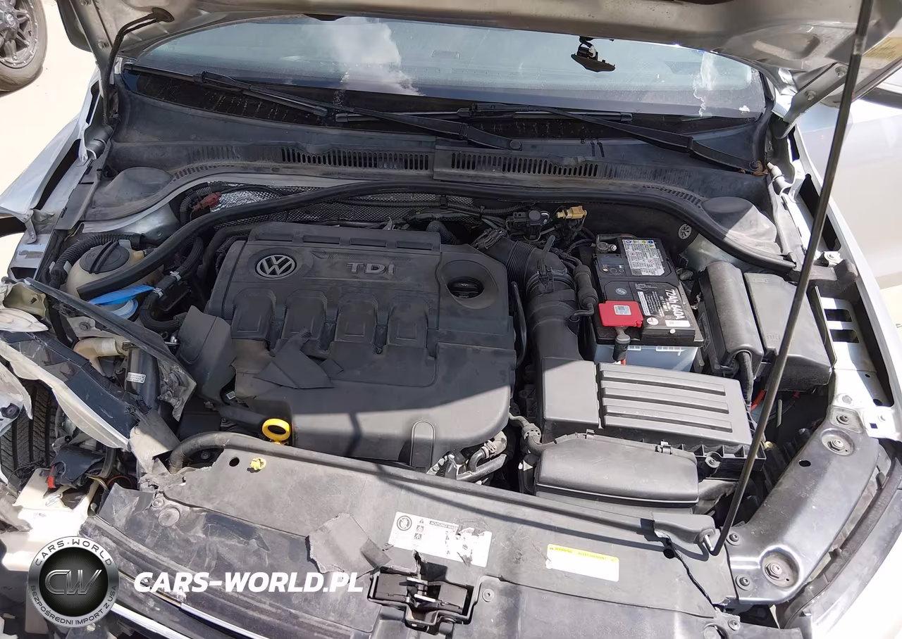 2015 Volkswagen Jetta 2.0L Tdi Se VIN:3VWLA7AJ5FM324686 - 10