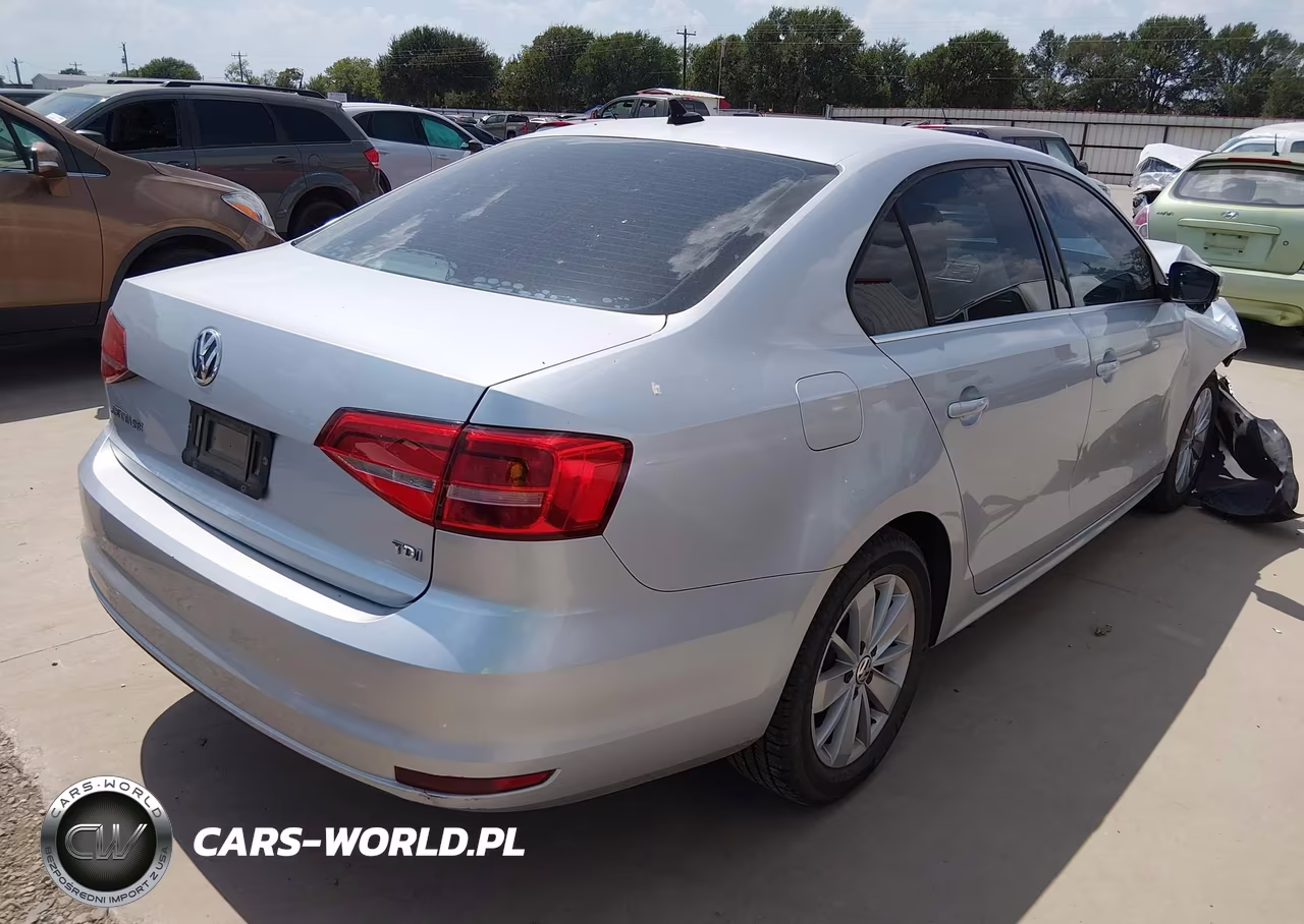 2015 Volkswagen Jetta 2.0L Tdi Se VIN:3VWLA7AJ5FM324686 - 4