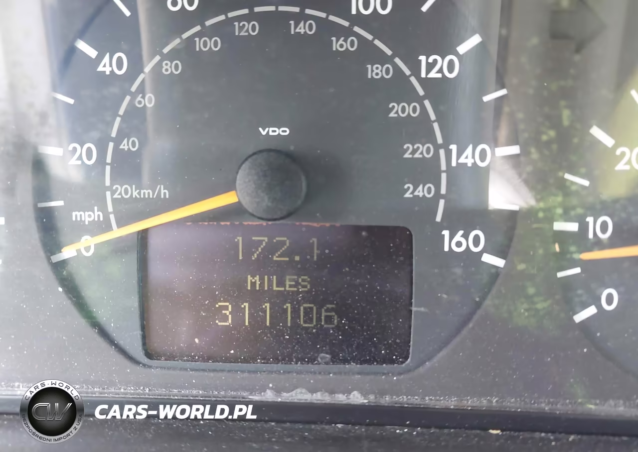 2002 Mercedes-Benz E 320 Special Edition VIN:WDBJF65J72B460978 - 16
