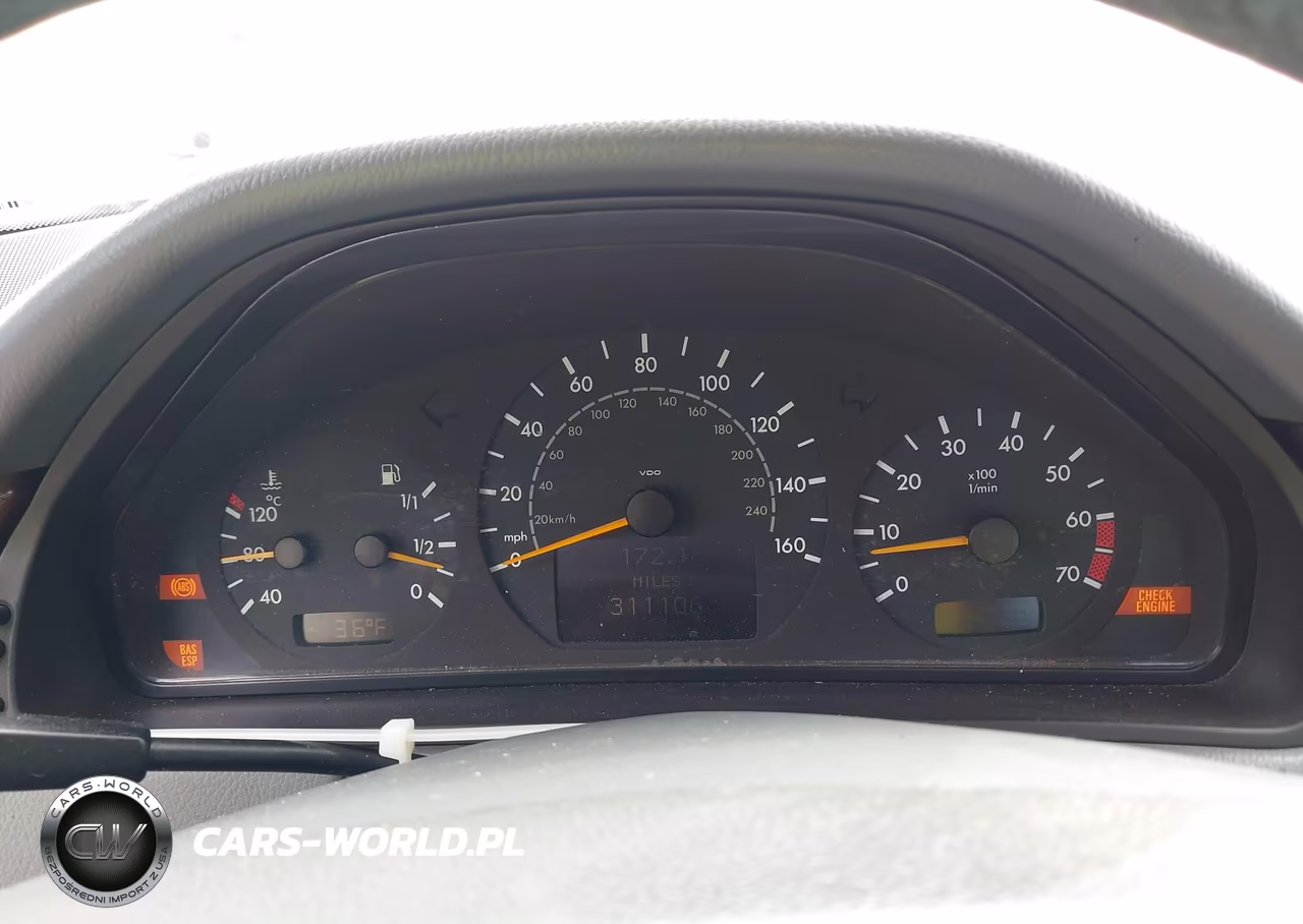 2002 Mercedes-Benz E 320 Special Edition VIN:WDBJF65J72B460978 - 7