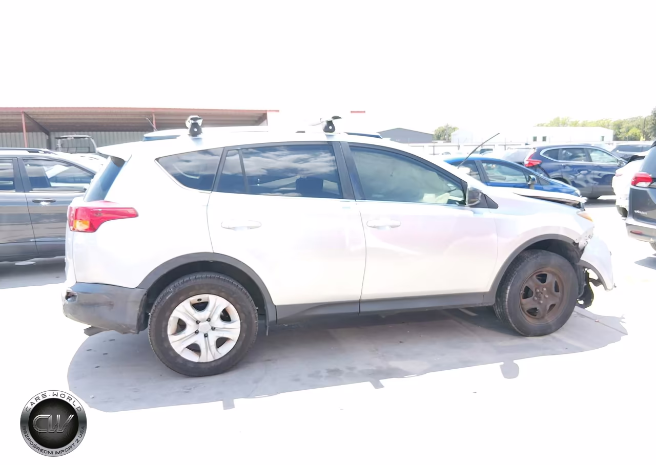 2015 Toyota Rav4 Le VIN:JTMZFREV1FJ053792 - 13