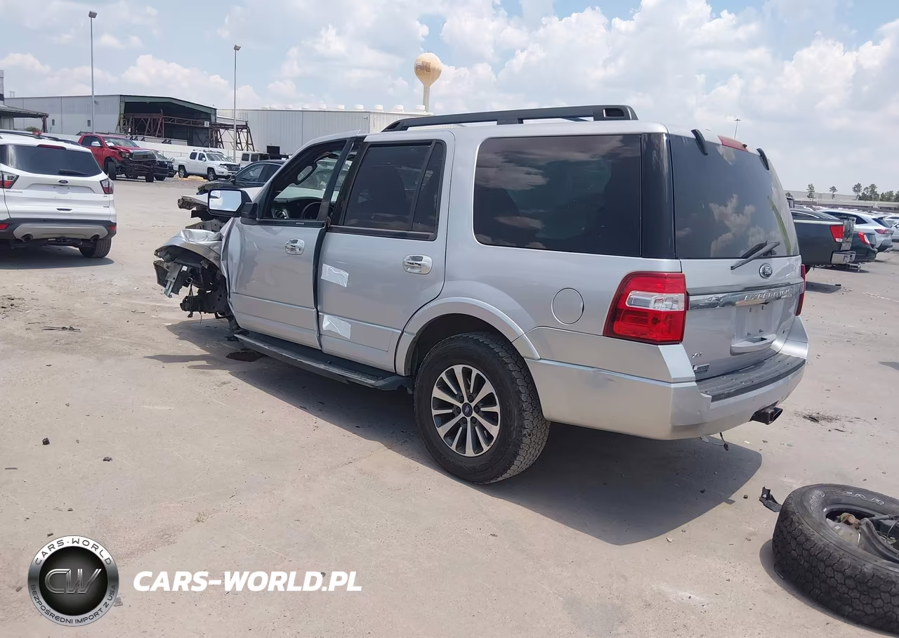 2015 Ford Expedition Xlt VIN:1FMJU1HT0FEF33552 - 3