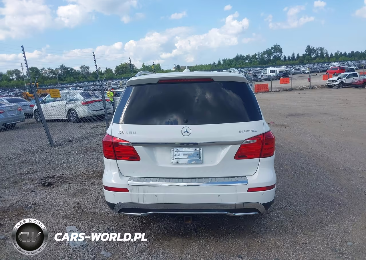 2015 Mercedes-Benz Gl 350 Bluetec 4Matic VIN:4JGDF2EE2FA527827 - 16
