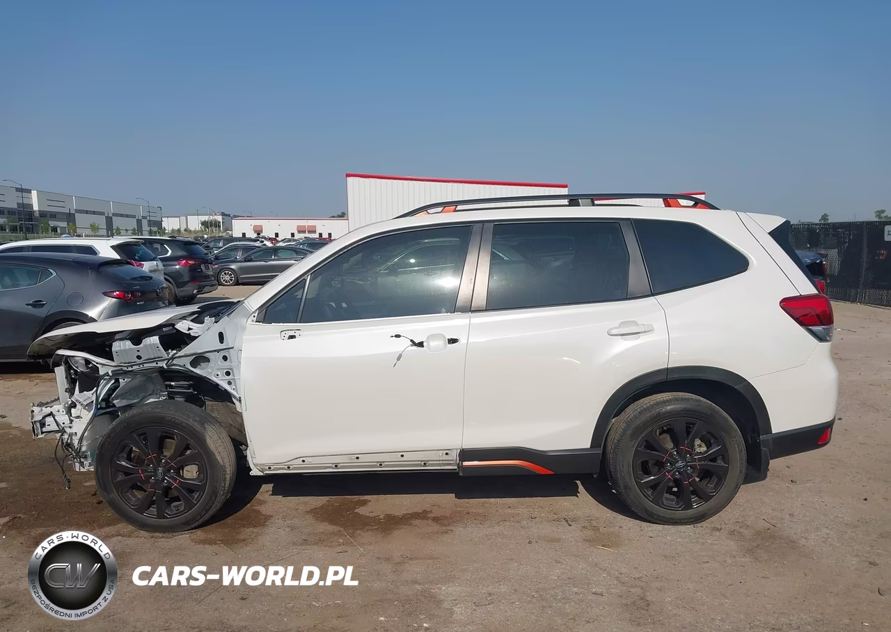 2023 Subaru Forester Sport VIN:JF2SKAJC9PH460031 - 14