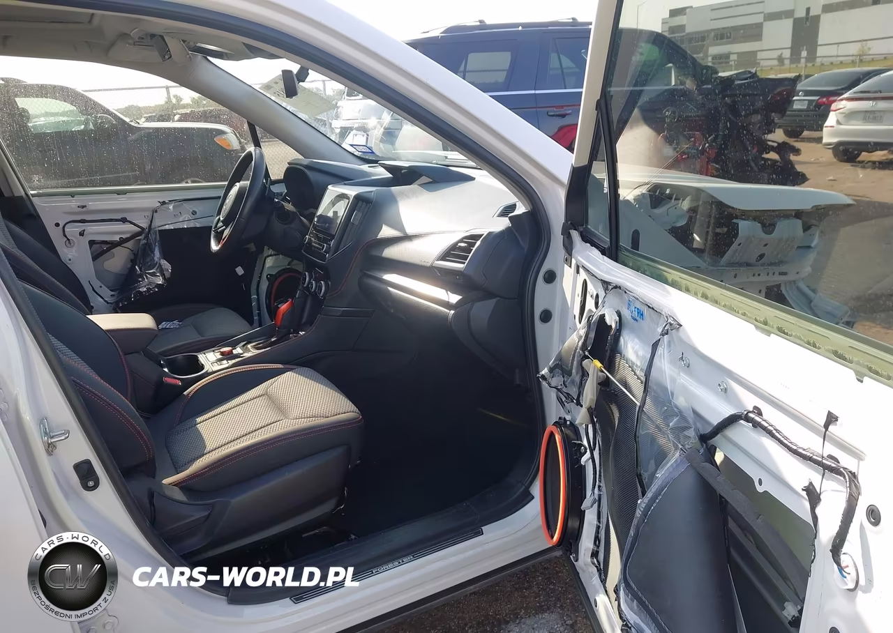 2023 Subaru Forester Sport VIN:JF2SKAJC9PH460031 - 5