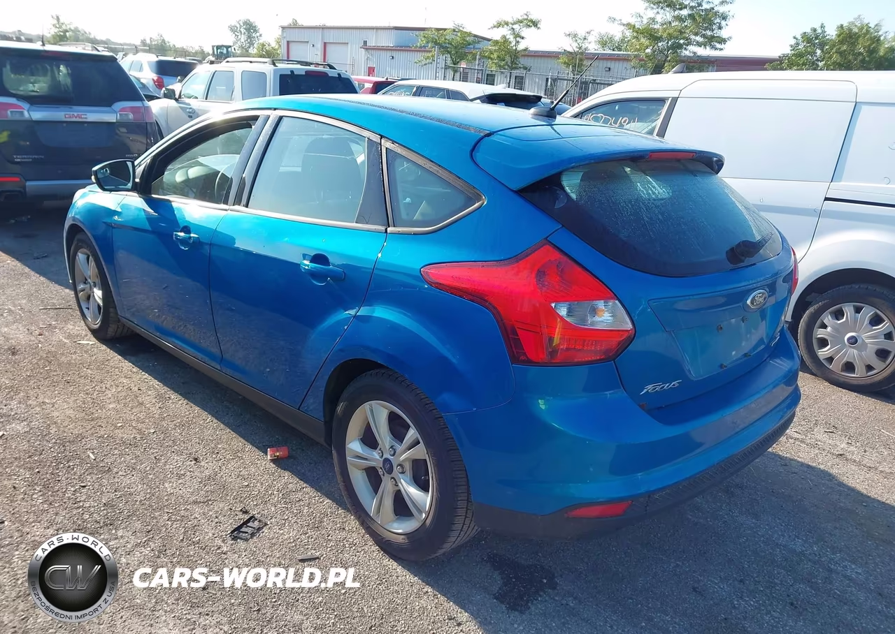 2014 Ford Focus Se VIN:1FADP3K20EL431995 - 3