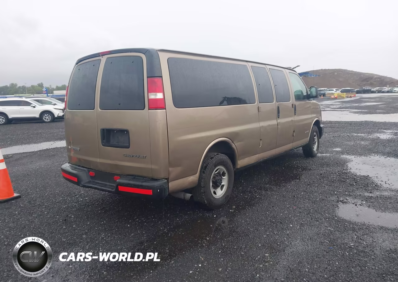 2003 Chevrolet Express Passenger VIN:1GAHG39U331147894 - 4