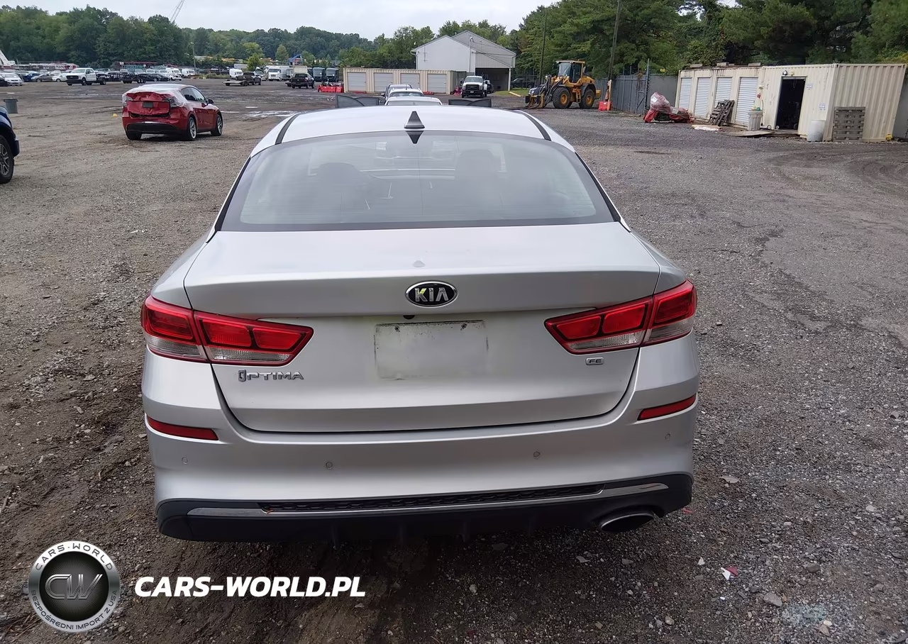 2019 Kia Optima Lx VIN:5XXGT4L30KG317393 - 16