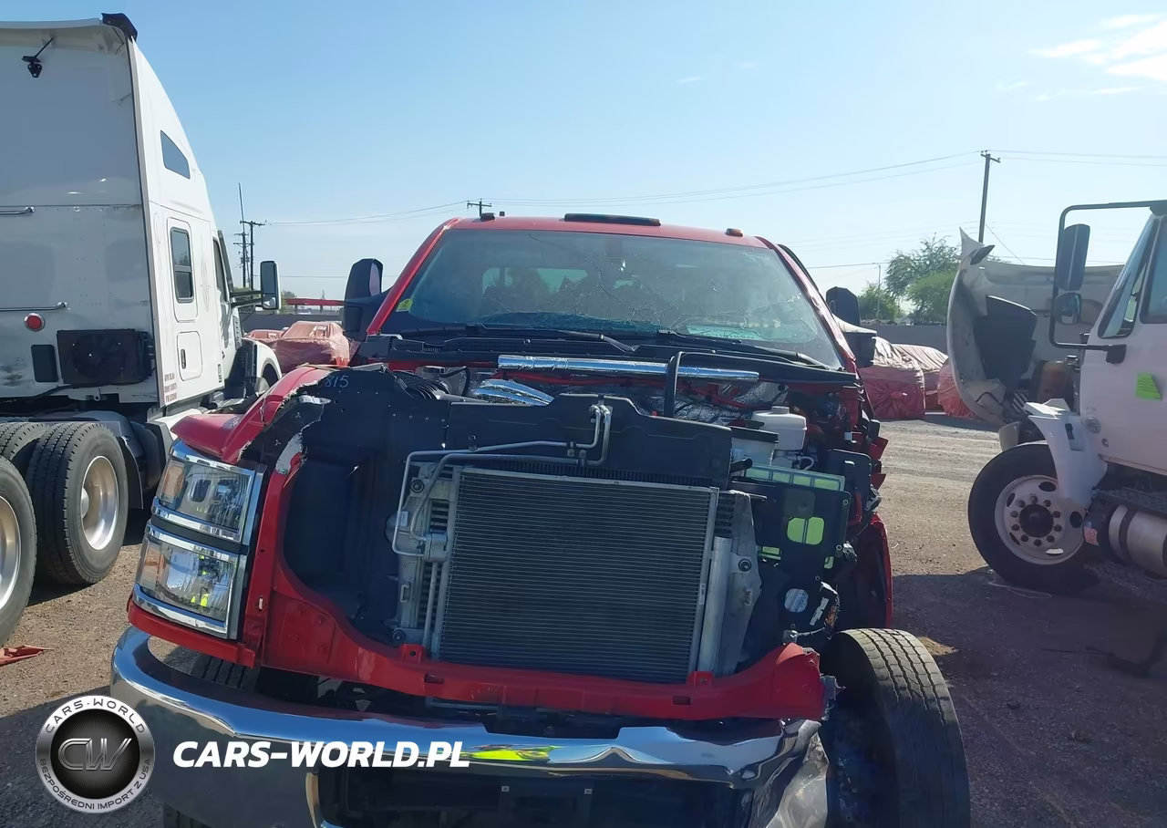 2024 Chevrolet Silverado 6500Hd 1Wt VIN:1HTKJPVK9RH157570 - 10