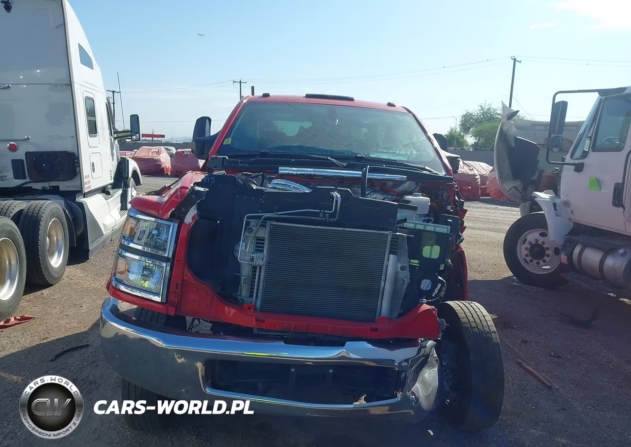 2024 Chevrolet Silverado 6500Hd 1Wt VIN:1HTKJPVK9RH157570 - 11