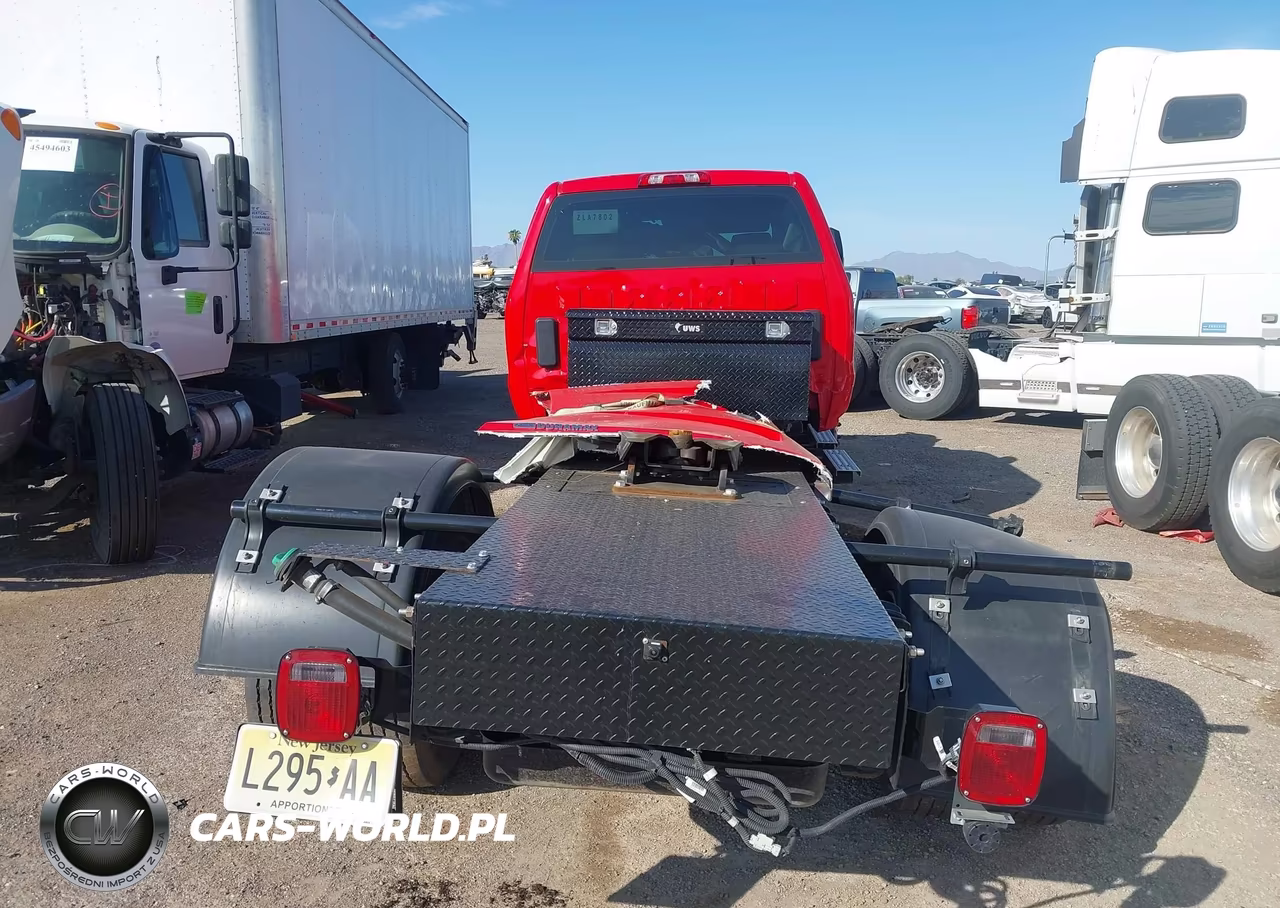 2024 Chevrolet Silverado 6500Hd 1Wt VIN:1HTKJPVK9RH157570 - 14