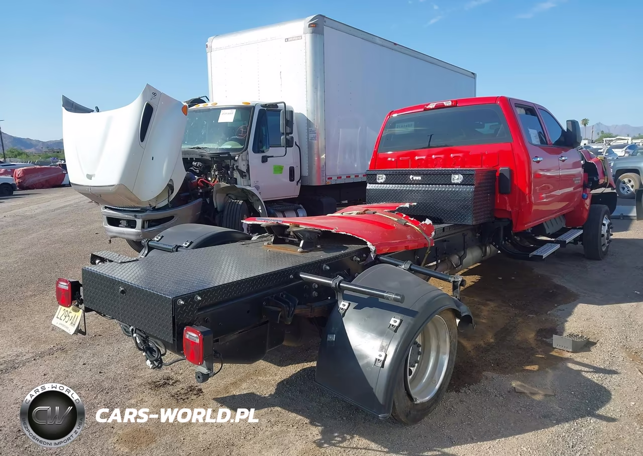 2024 Chevrolet Silverado 6500Hd 1Wt VIN:1HTKJPVK9RH157570 - 4