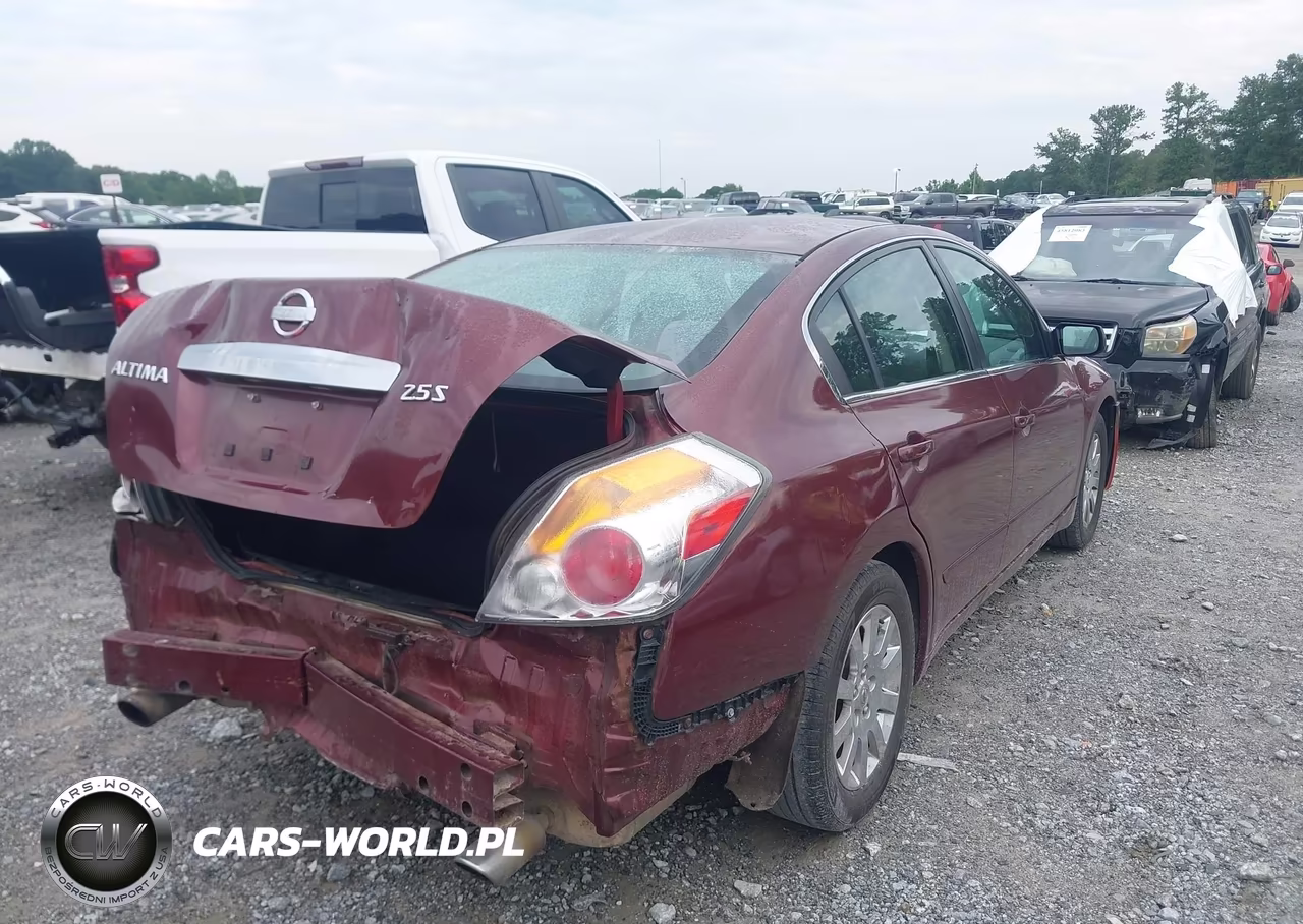 2011 Nissan Altima 2.5 S VIN:1N4AL2AP5BN405074 - 4