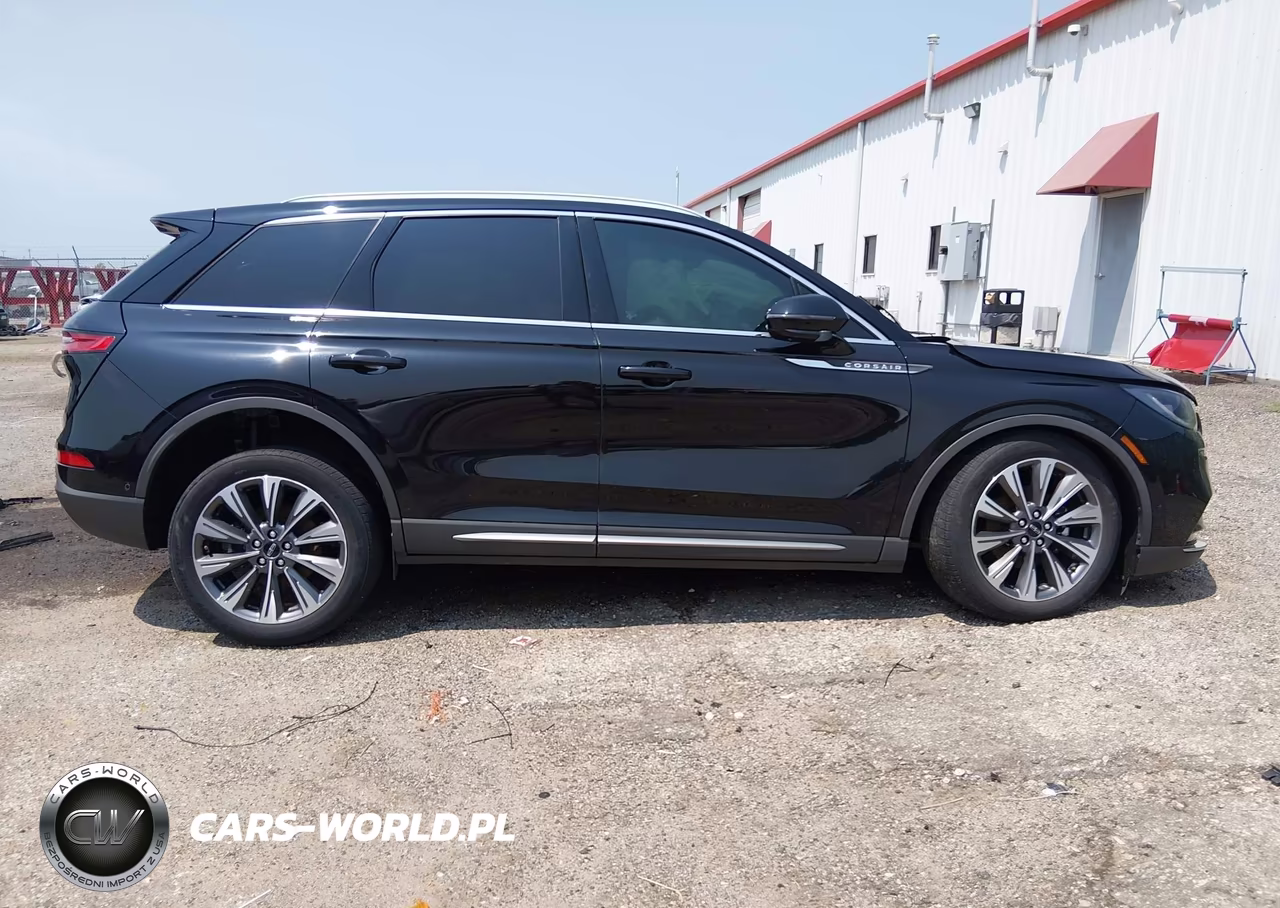 2021 Lincoln Corsair Reserve VIN:5LMCJ2D95MUL02342 - 13