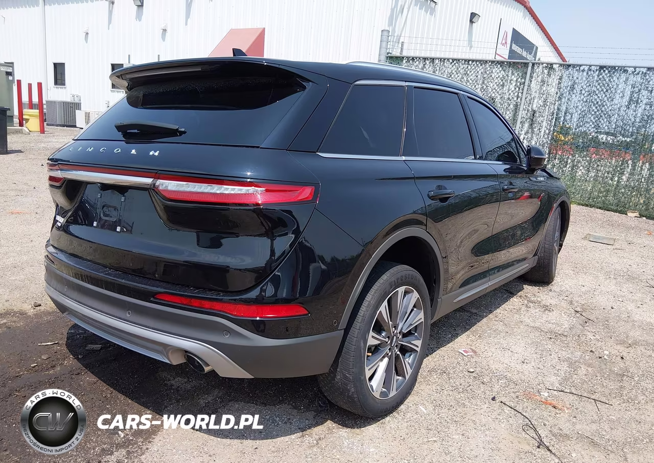 2021 Lincoln Corsair Reserve VIN:5LMCJ2D95MUL02342 - 4
