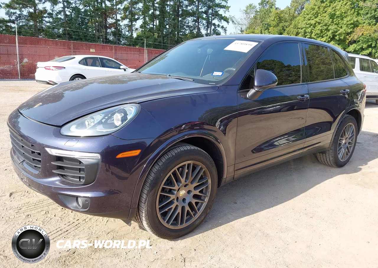 2017 Porsche Cayenne Platinum Edition VIN:WP1AA2A25HKA86191 - 2