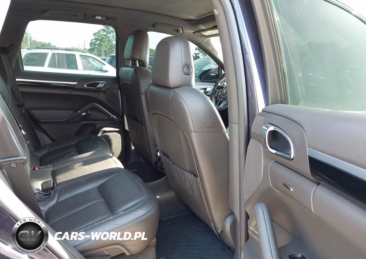2017 Porsche Cayenne Platinum Edition VIN:WP1AA2A25HKA86191 - 8