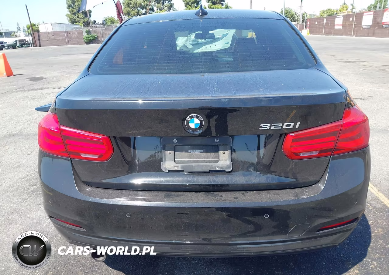 2017 BMW 320I VIN:WBA8A9C39HK864567 - 17