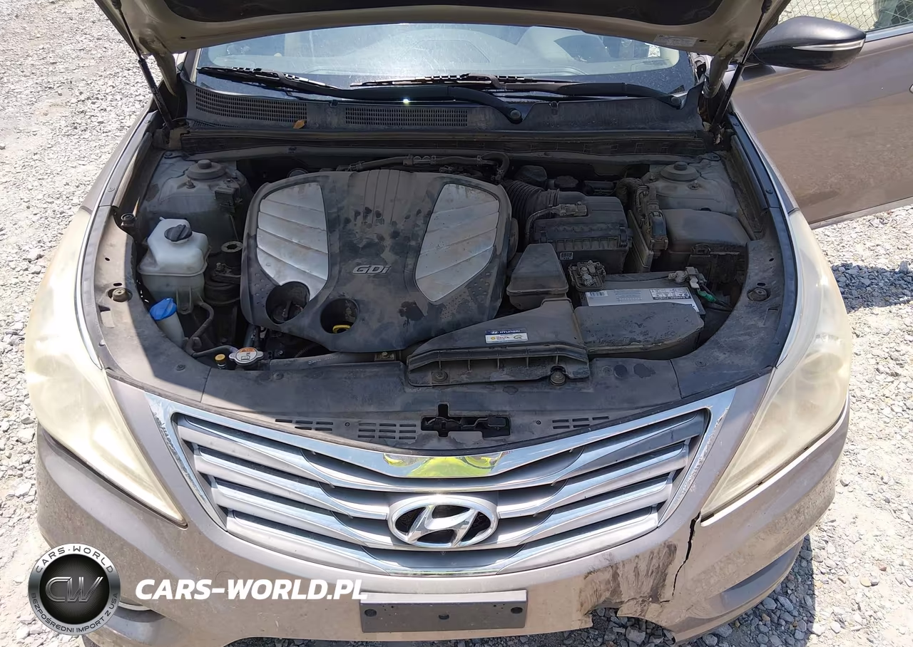 2012 Hyundai Azera VIN:KMHFG4JG5CA186685 - 10