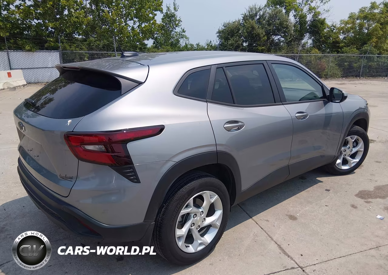 2026 Chevrolet Trax Fwd Ls VIN:KL77LFEP4TC010982 - 4