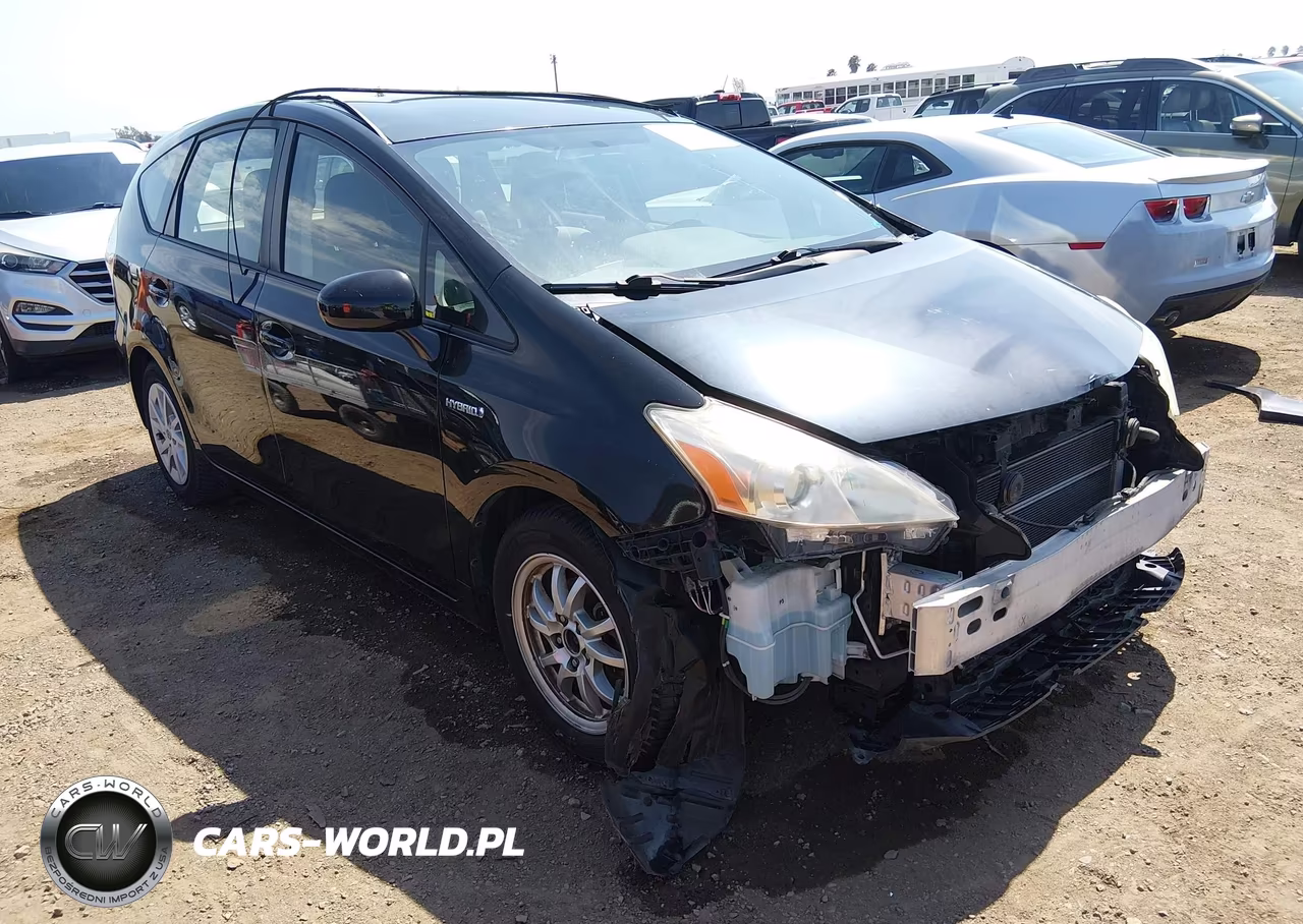 2014 Toyota Prius V Three – zdjęcie 1 z 16