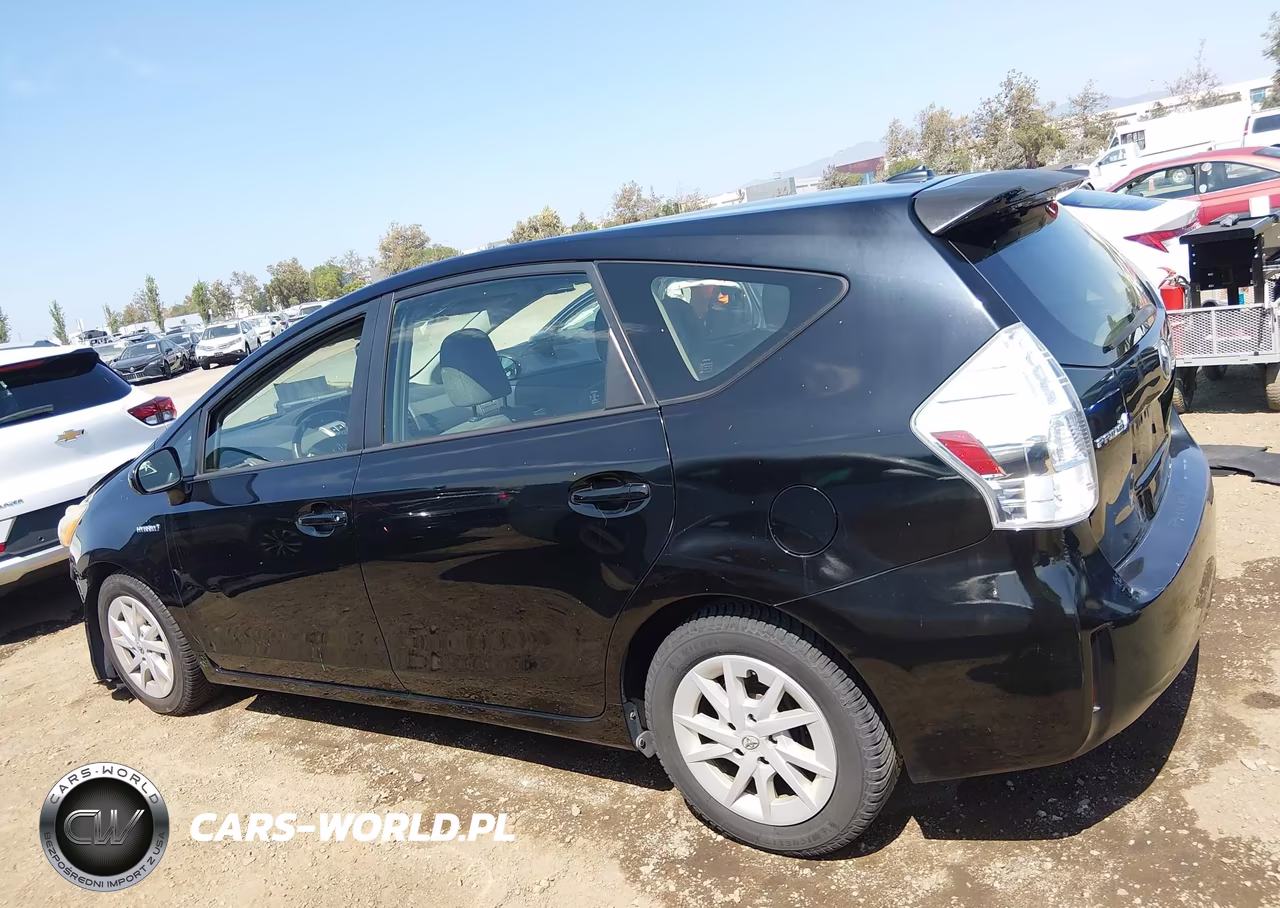 2014 Toyota Prius V Three VIN:JTDZN3EU2E3322408 - 14