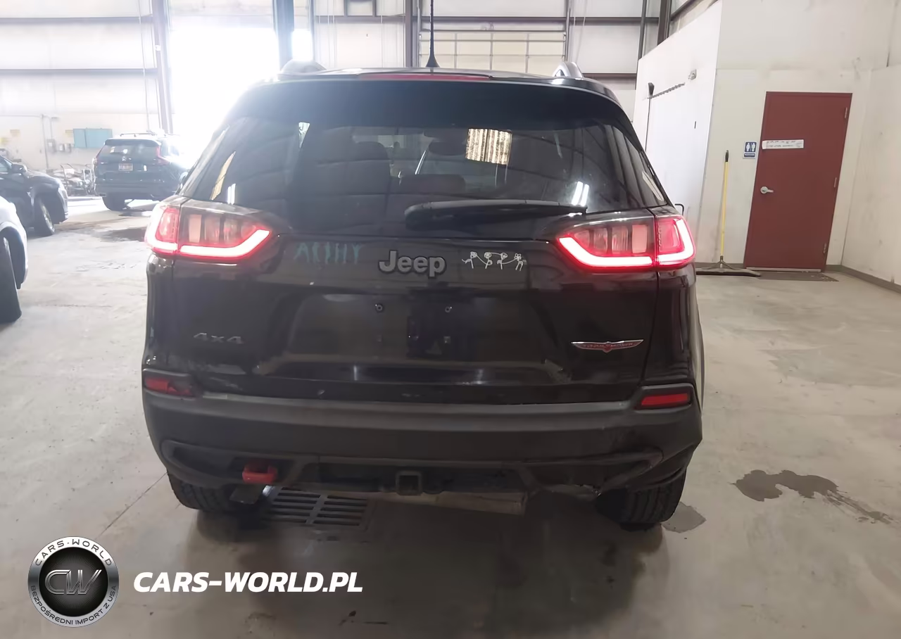 2020 Jeep Cherokee Trailhawk 4X4 VIN:1C4PJMBN0LD603541 - 16
