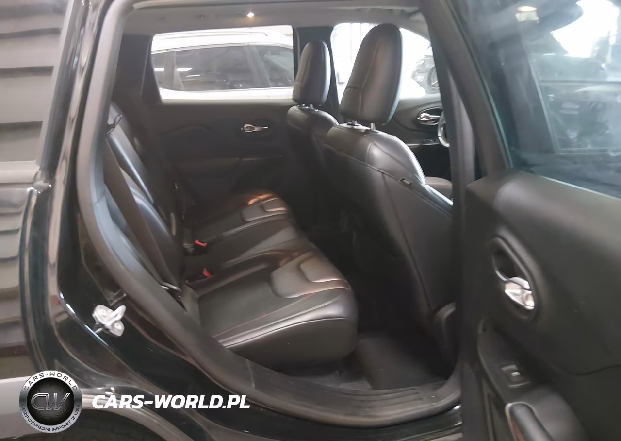 2020 Jeep Cherokee Trailhawk 4X4 VIN:1C4PJMBN0LD603541 - 8
