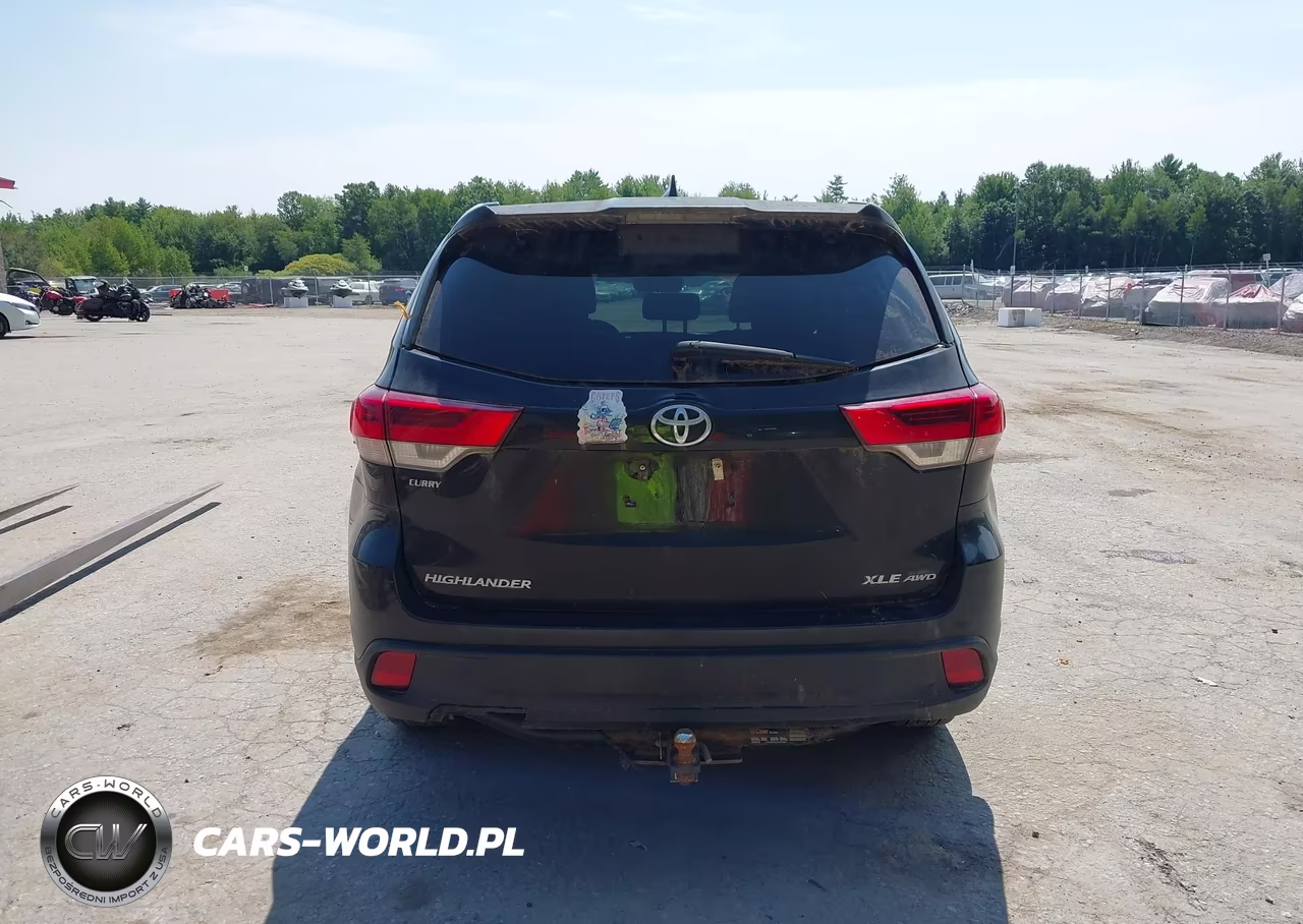 2018 Toyota Highlander Xle VIN:5TDJZRFH3JS836931 - 16