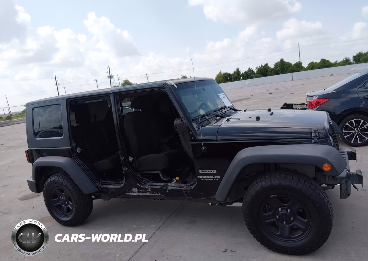2016 Jeep Wrangler Unlimited Sport VIN:1C4BJWDG1GL118549 - 13