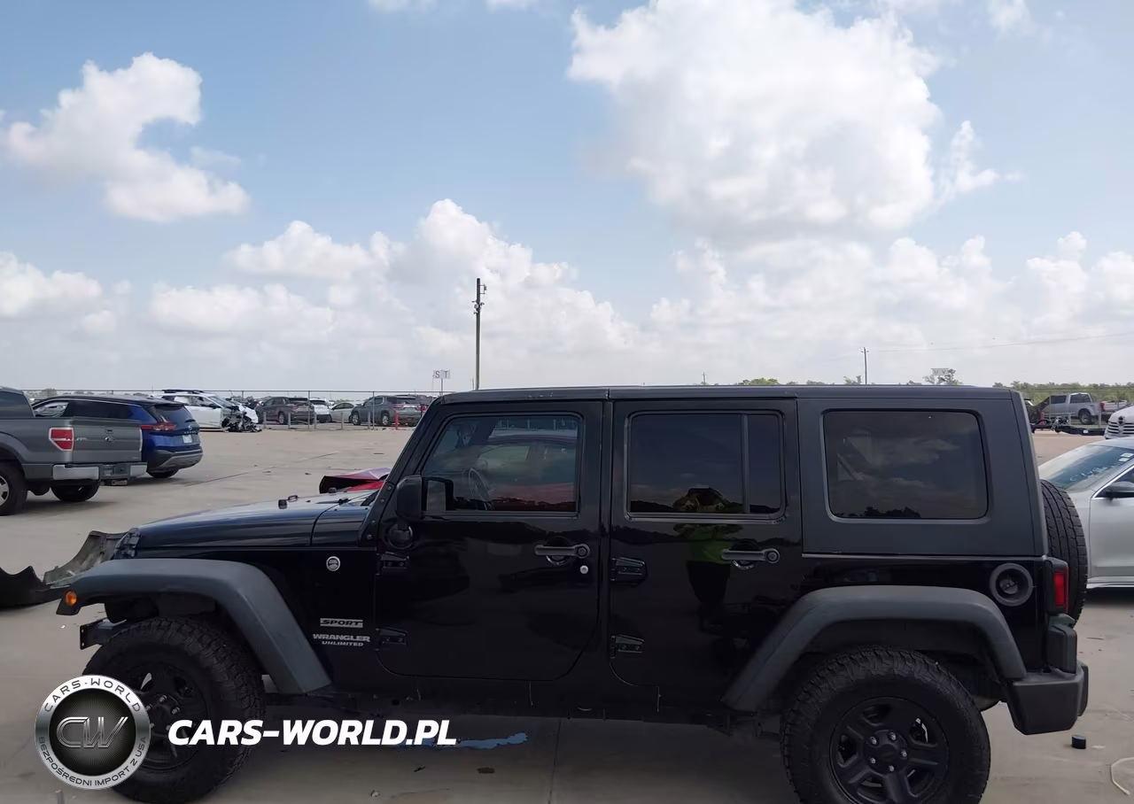 2016 Jeep Wrangler Unlimited Sport VIN:1C4BJWDG1GL118549 - 14