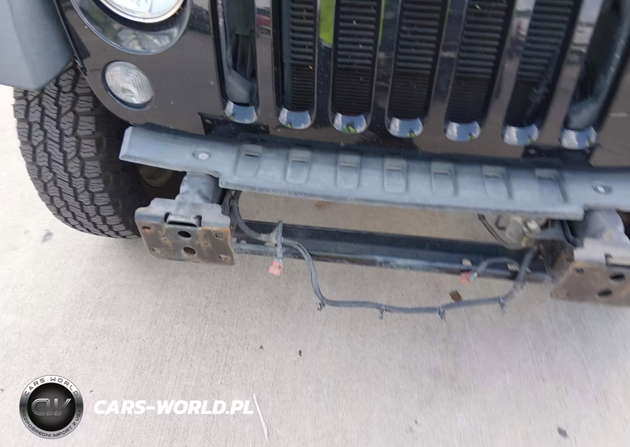 2016 Jeep Wrangler Unlimited Sport VIN:1C4BJWDG1GL118549 - 6