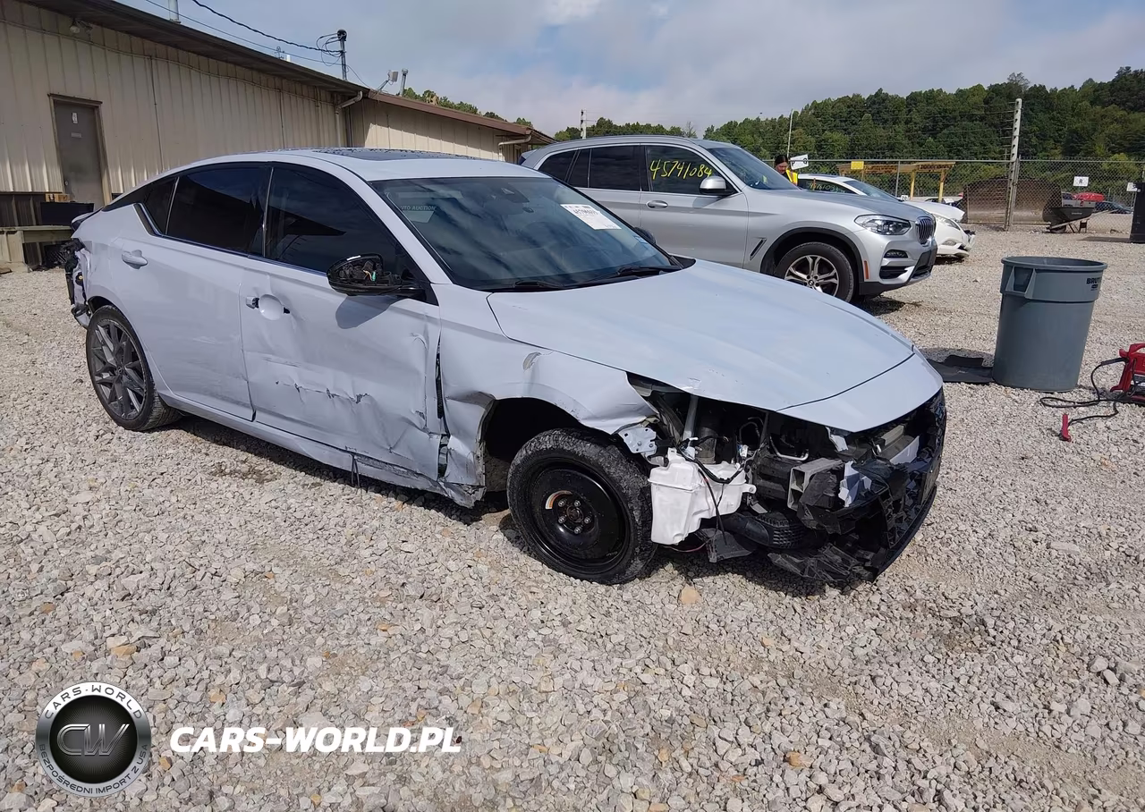 2023 Nissan Altima Sr Vc-Turbo Fwd – zdjęcie 1 z 17
