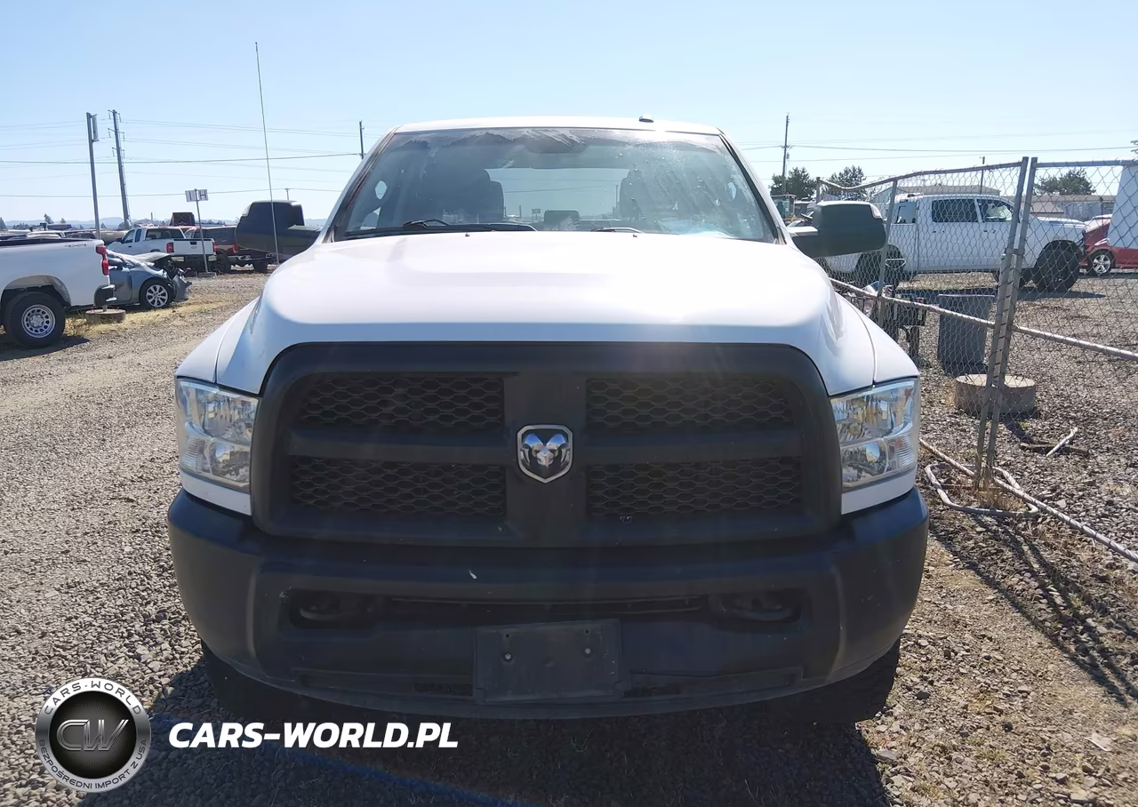 2018 Ram 2500 VIN:3C6TR5CTXJG282593 - 17