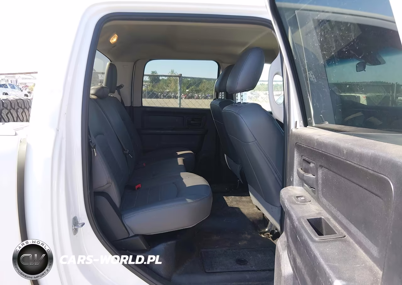 2018 Ram 2500 VIN:3C6TR5CTXJG282593 - 8