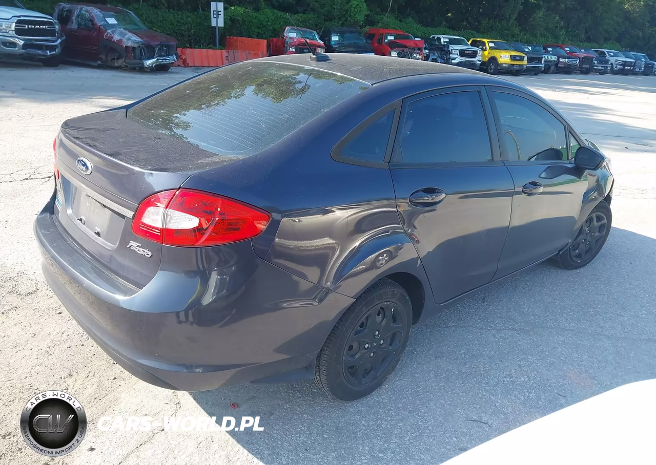 2013 Ford Fiesta Se VIN:3FADP4BJ0DM109240 - 4