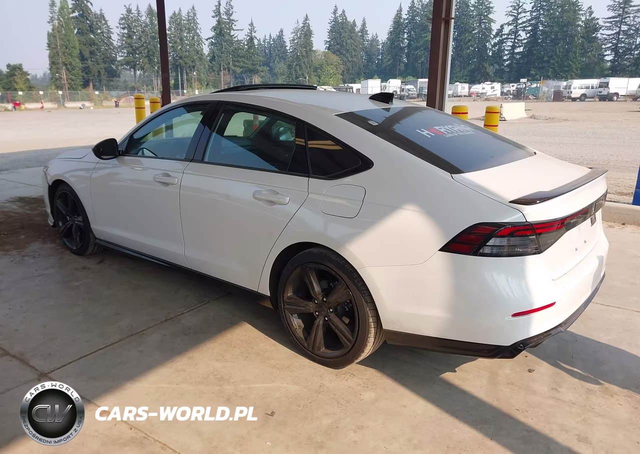 2025 Honda Accord Hybrid Sport-L VIN:1HGCY2F79SA052814 - 3