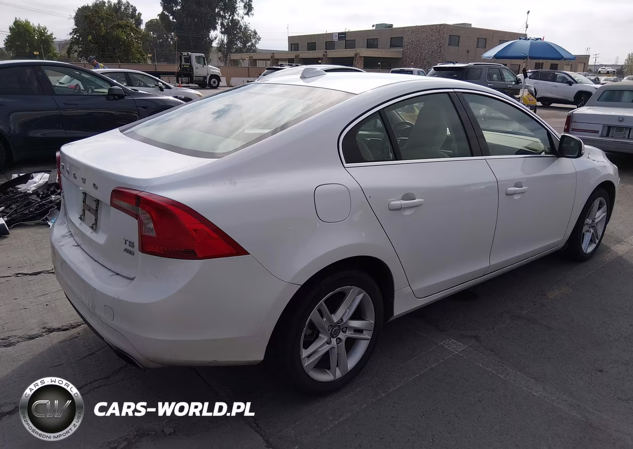 2015 Volvo S60 T5 Premier VIN:YV1612TB1F1309098 - 4