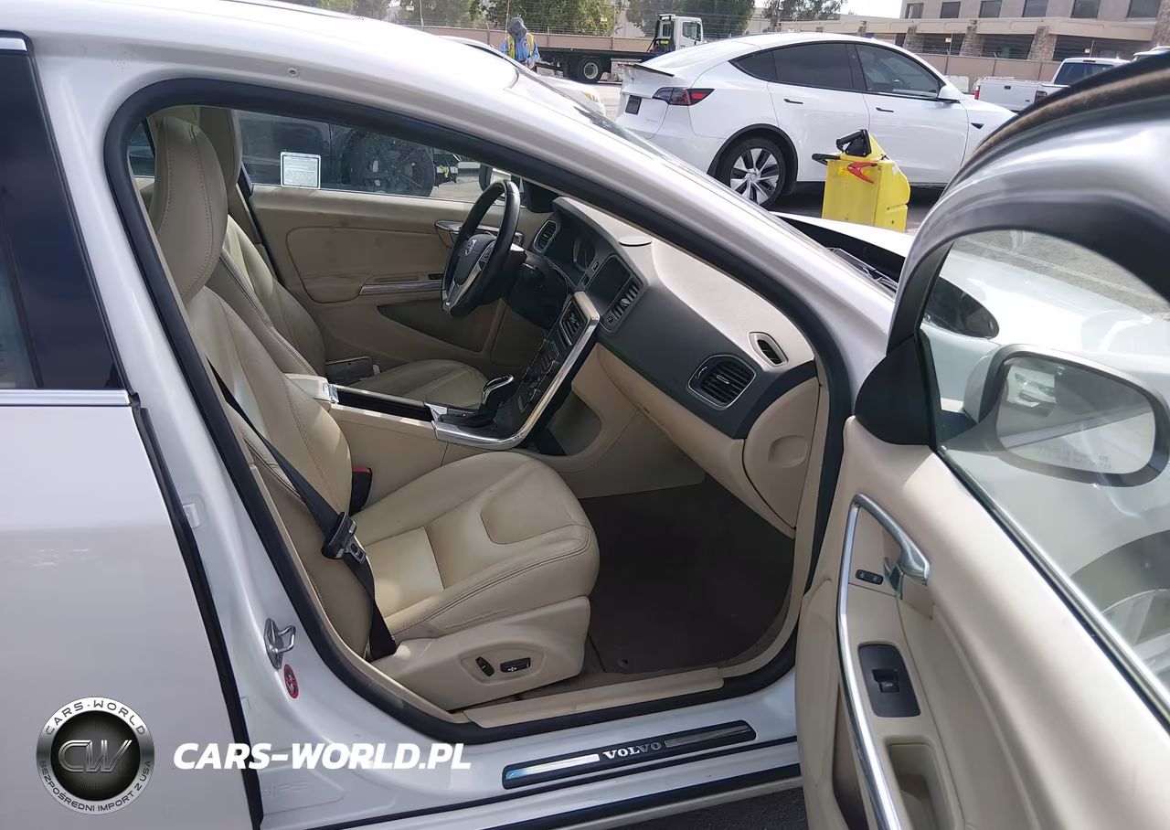 2015 Volvo S60 T5 Premier VIN:YV1612TB1F1309098 - 5