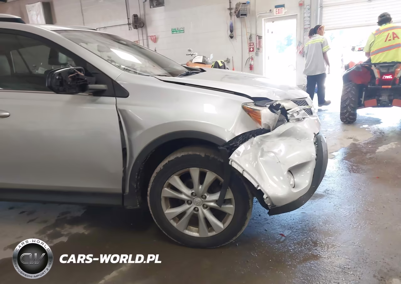 2014 Toyota Rav4 Limited VIN:JTMDFREV0ED092848 - 17
