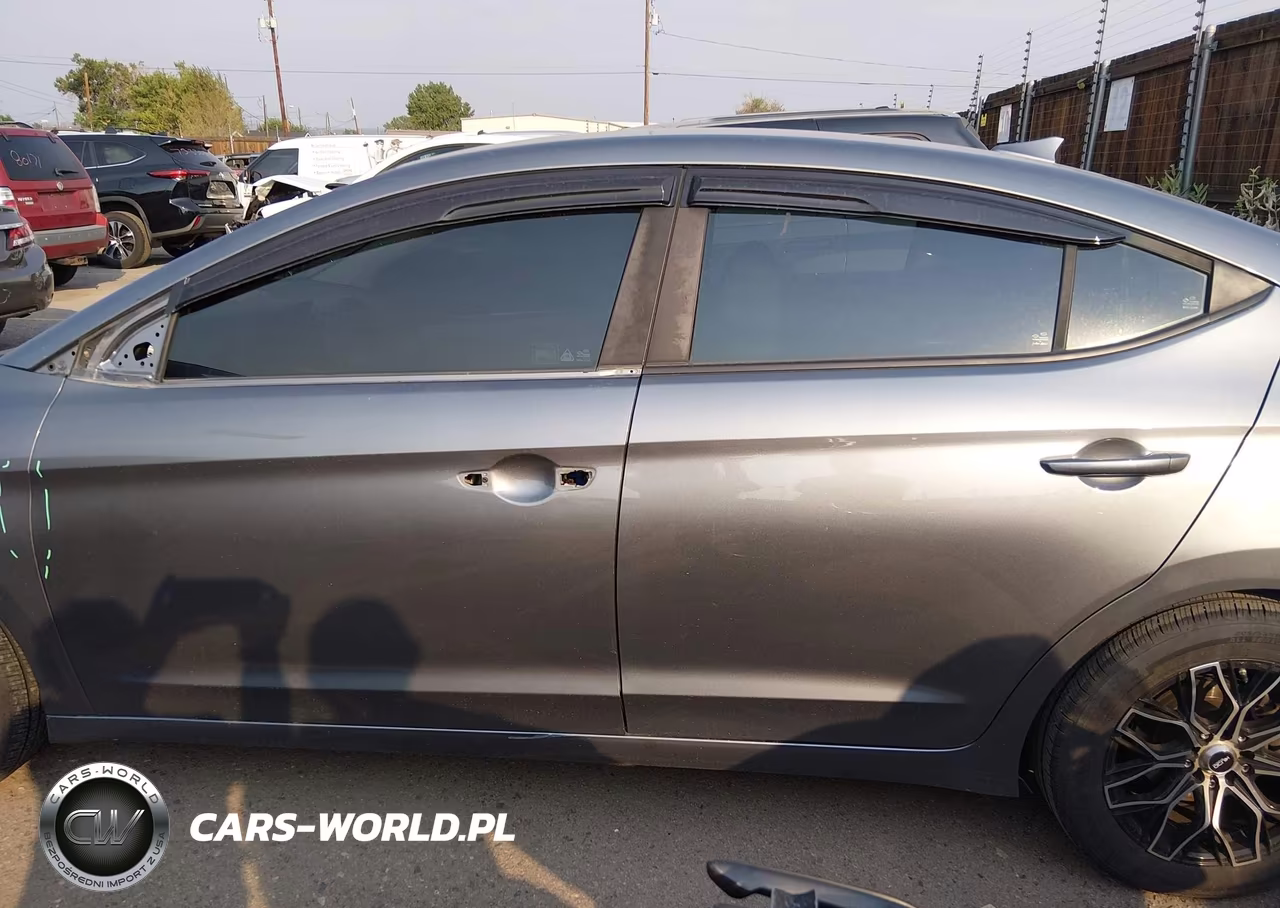 2018 Hyundai Elantra Sel VIN:5NPD84LF1JH255956 - 15