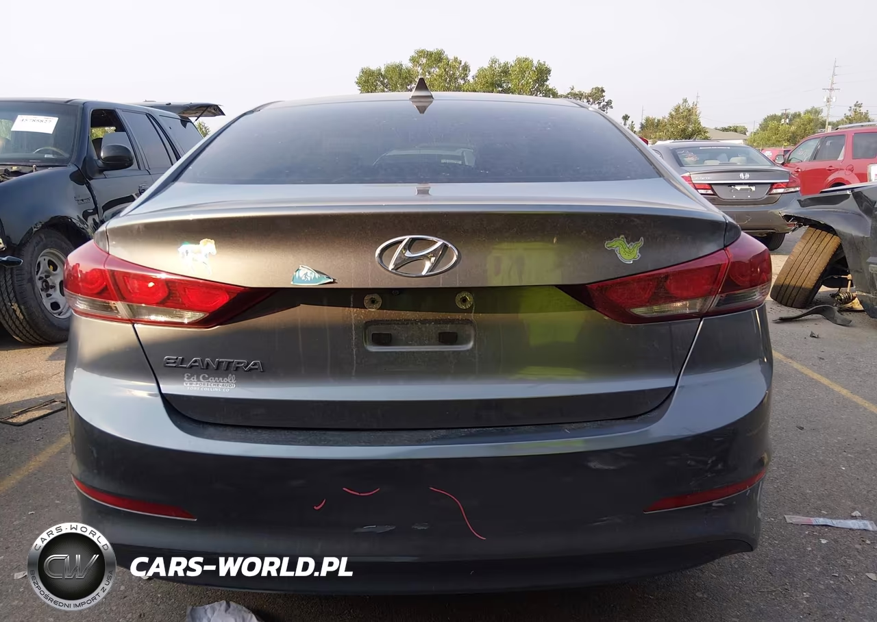 2018 Hyundai Elantra Sel VIN:5NPD84LF1JH255956 - 17