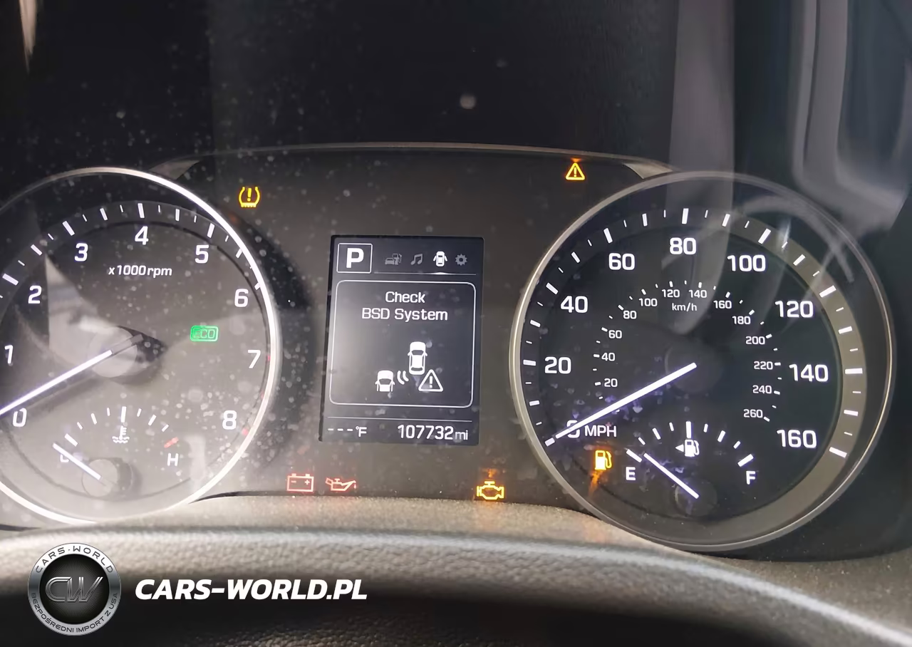 2018 Hyundai Elantra Sel VIN:5NPD84LF1JH255956 - 7